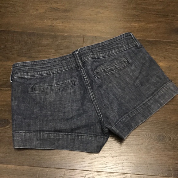 Refuge shorts size 3 - Picture 2 of 2